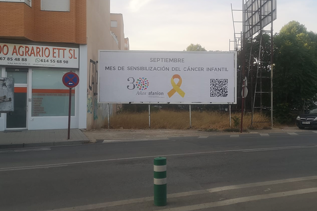 Afanion, valla situada en carretera de Jaén