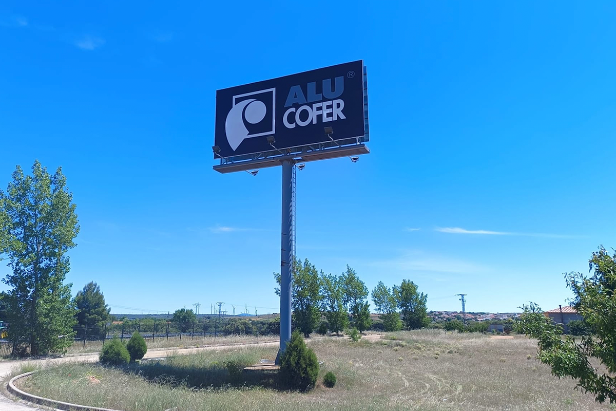 Monoposte de Alucofer.